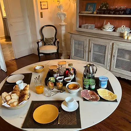 Les Du Midi Bed & Breakfast