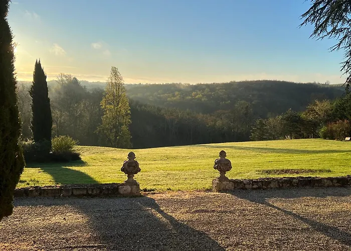 Les Du Midi Bed & Breakfast 4*