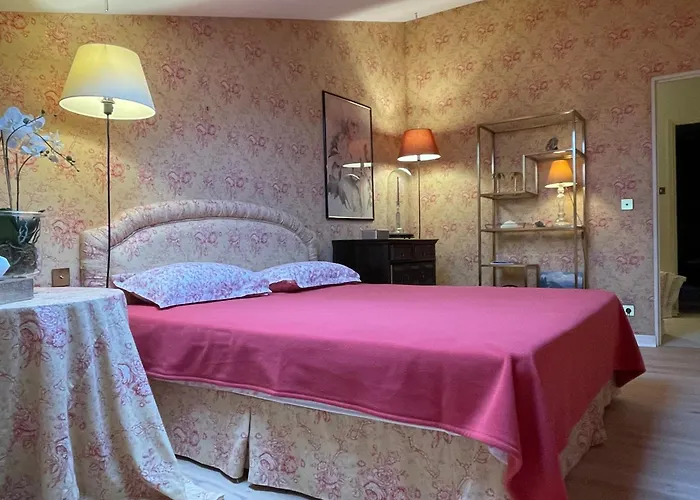 Les Du Midi 4* Saint-Paul-dʼEspis