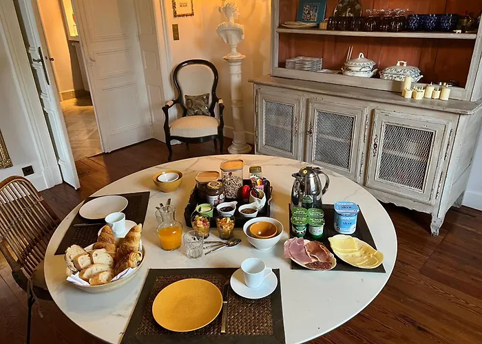 Les Du Midi Bed & Breakfast